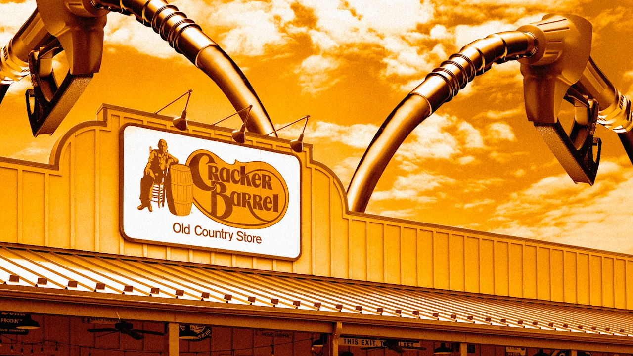 غاز مجاني في Cracker Barrel هذا الصيف: إليك كيفية الحصول عليه