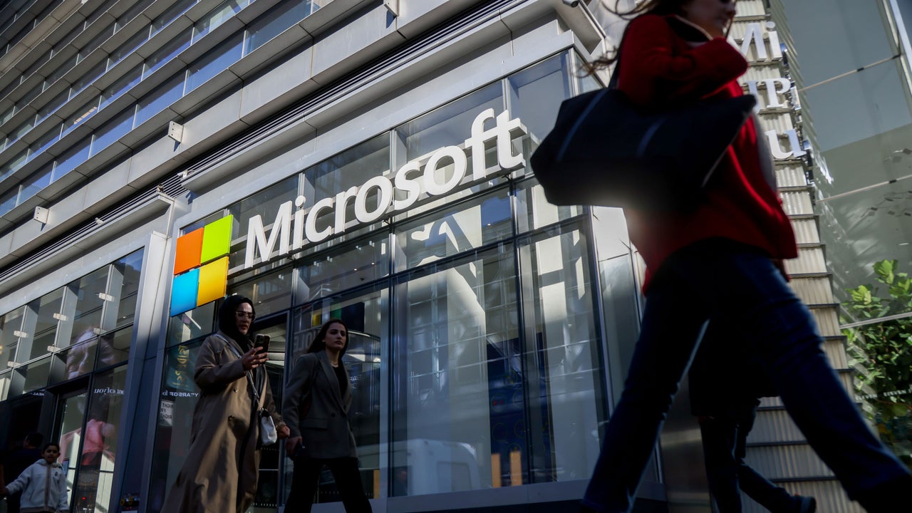 New internal Microsoft memo shows shifting employee sentiment
