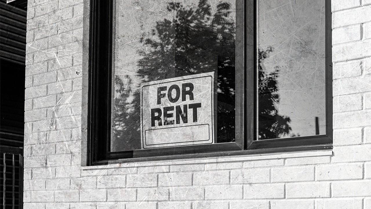 US Rents Decline 1.5% in June Amid Construction Boom