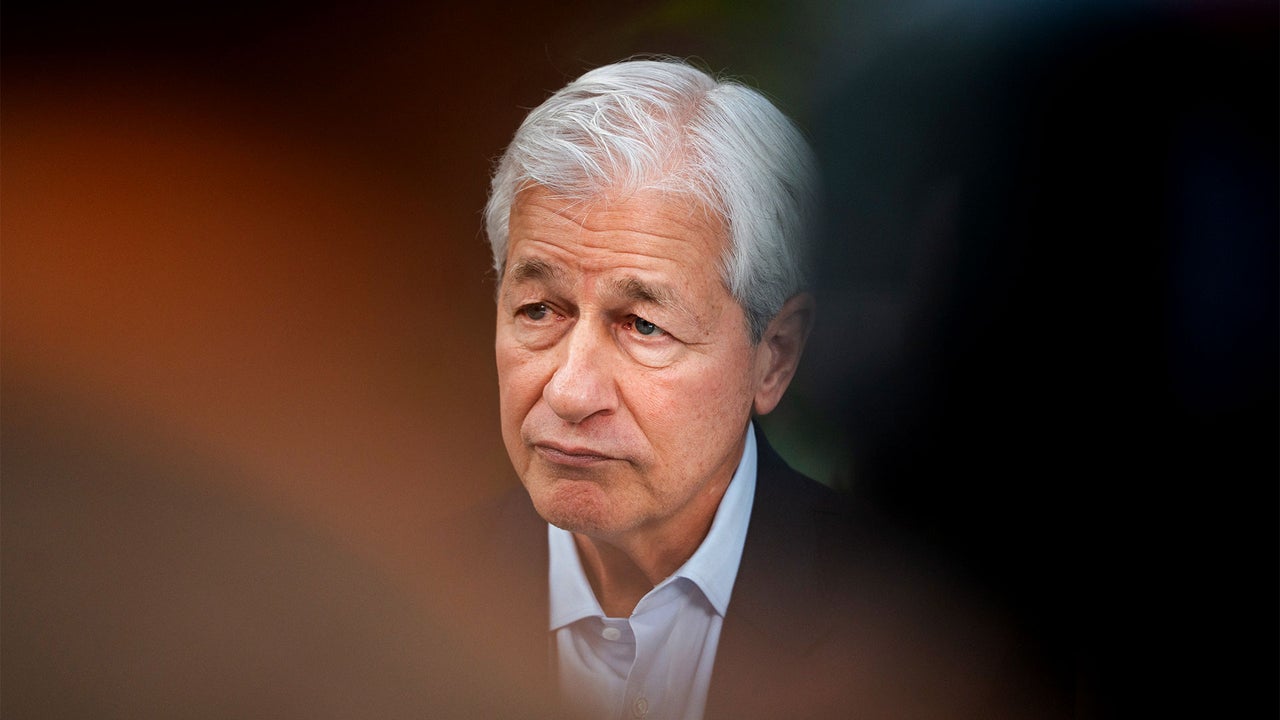 Jamie Dimon's Childhood Game and Early Stock Purchase Shaped His Legendary Investing Philosophy