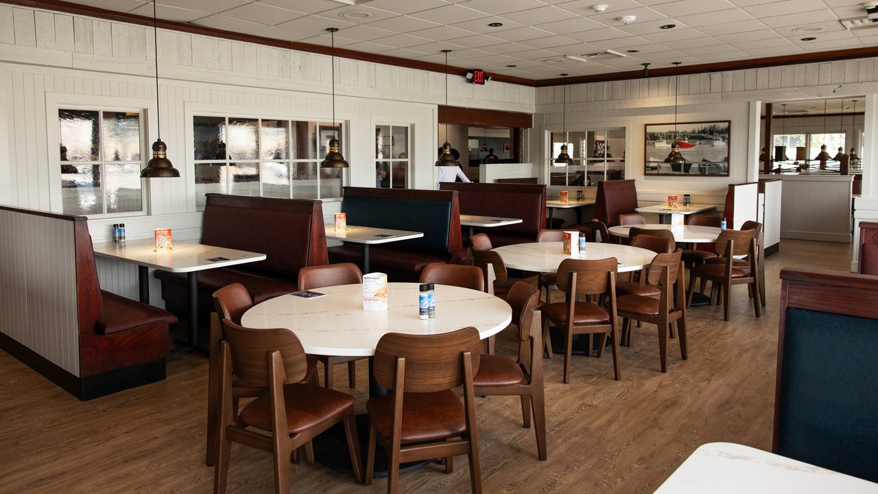 Red Lobster is redesigning its dining rooms for ‘newstalgia’