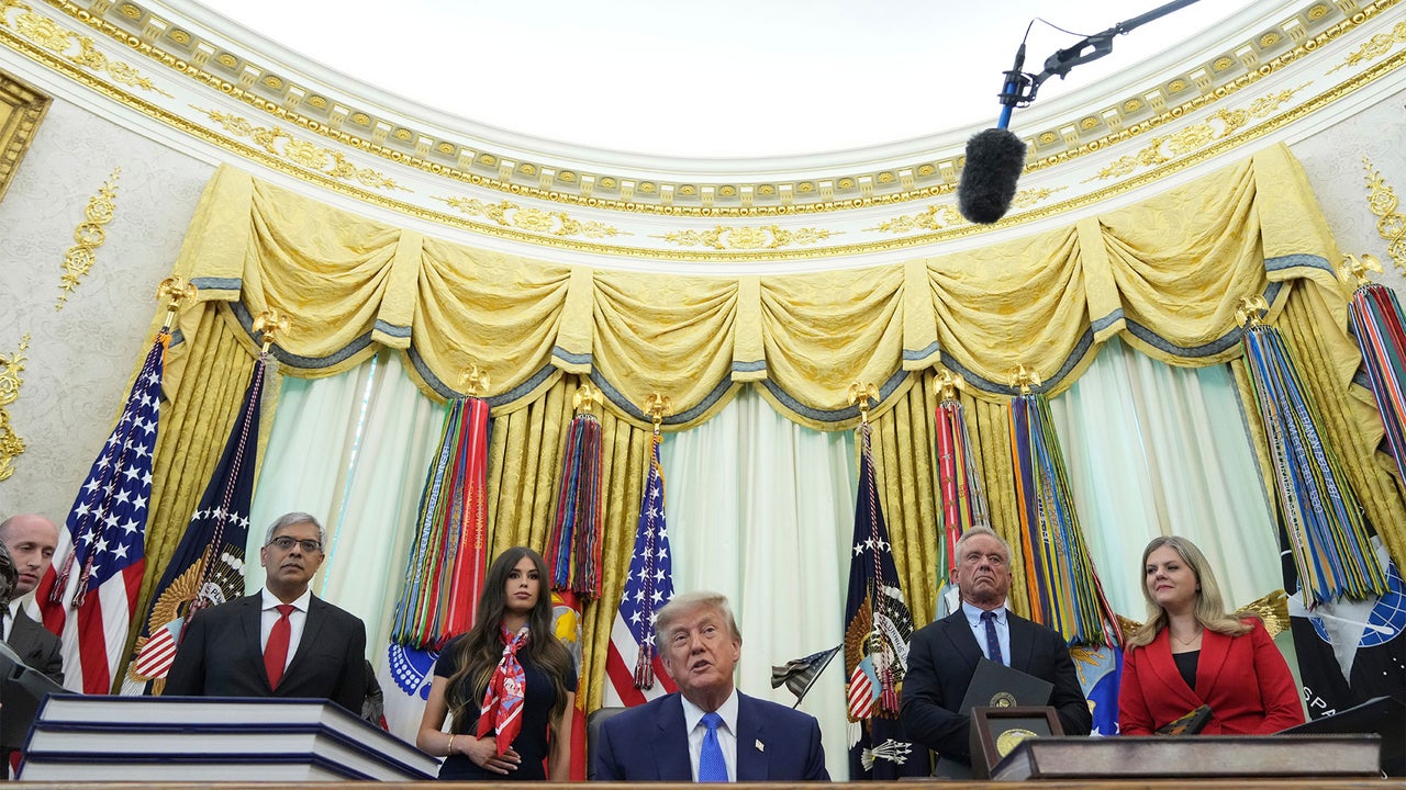 How Trump’s vaccine plan would be a logistical nightmare for parents and drug manufacturers