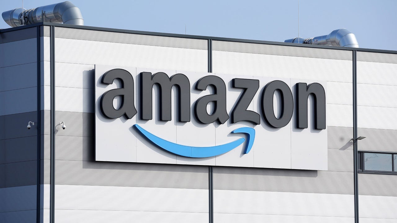 Amazon announces a plan to expand its drone delivery network to nearly 500 U.S. cities