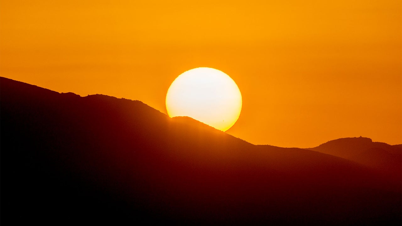 Record-breaking El Niño could be a preview of Earth’s future. It’s not pretty
