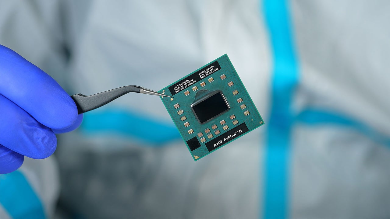 Chip stocks down: AMD, Nvidia, Intel, and Sandisk lead market selloff after AI bosses call for a pause