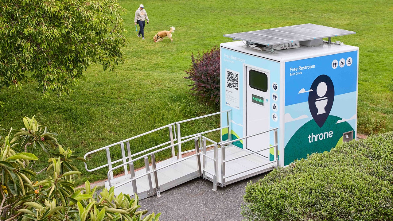 NYC’s new robotoilets will kick you out after 10 minutes—whether you’re finished or not