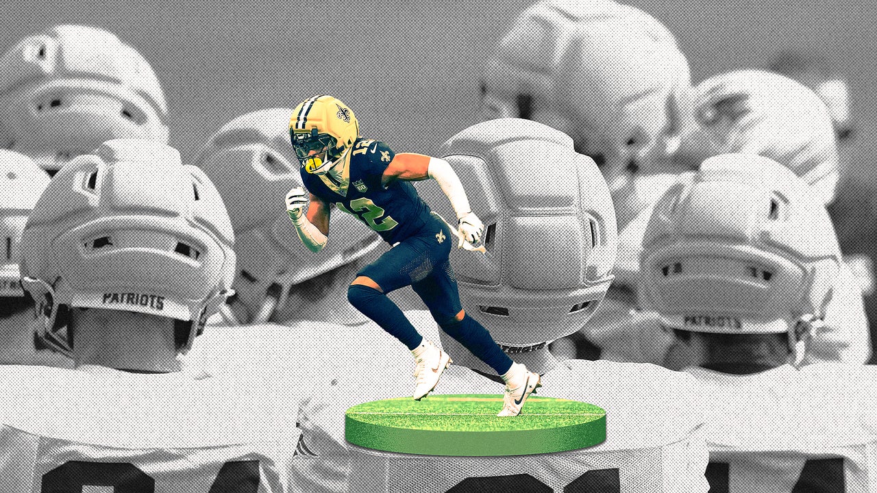 What’s with those bobblehead NFL helmets?