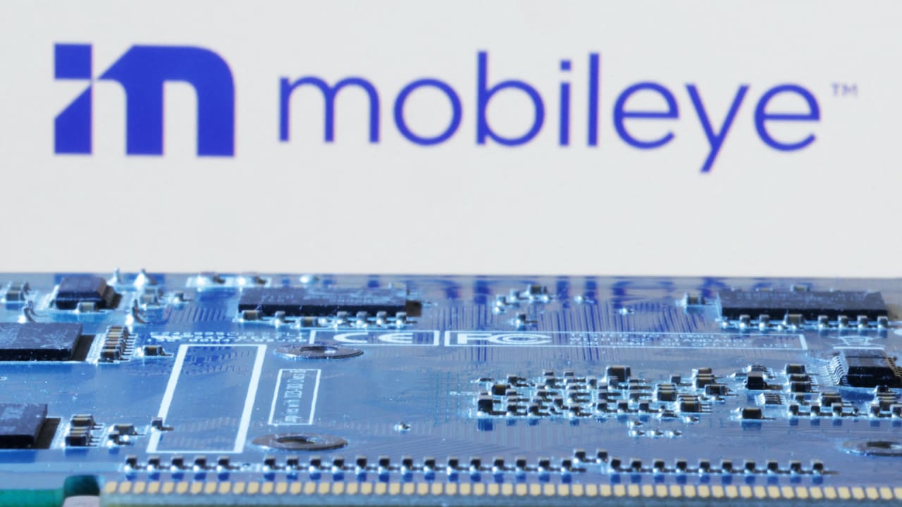 Mobileye to ship at least 46 million assisted driving chips to customers