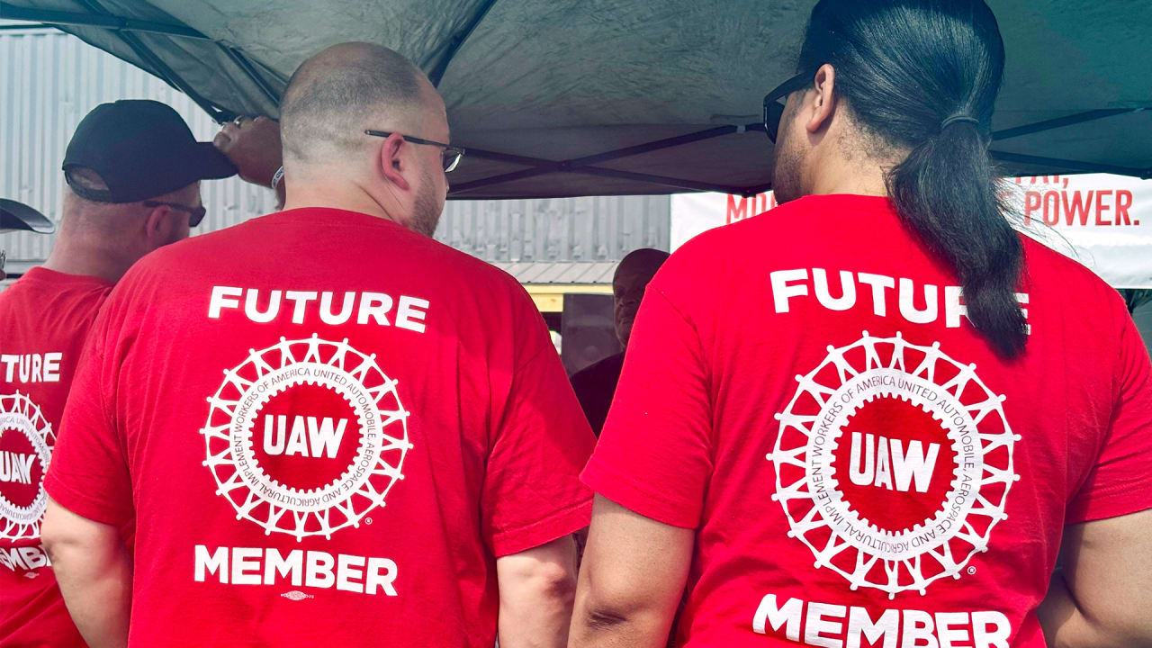 UAW tests Southern expansion at two Alabama Mercedes plants in key vote