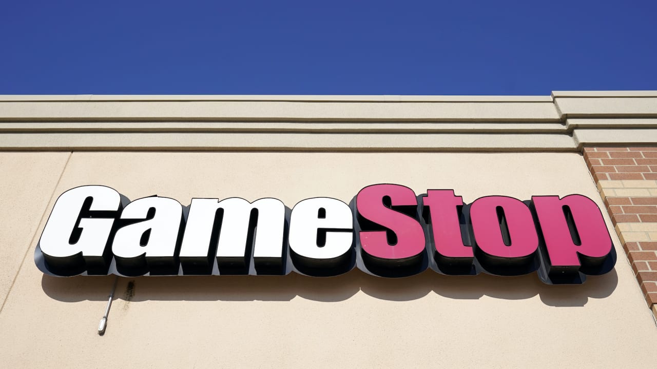 GameStop shares plummet more than 12% after annual shareholder meeting