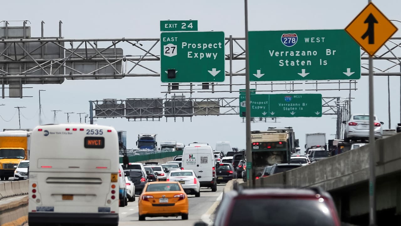 ‘Literally, lawless’: Advocacy groups sue NY Gov. Hochul for halting congestion pricing
