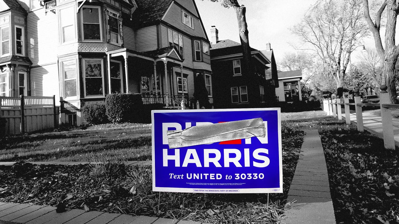 These DIY Kamala Harris yard signs are better than the real thing