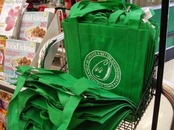 Do Reusable Shopping Bags Contain Excessive Amounts of Lead?